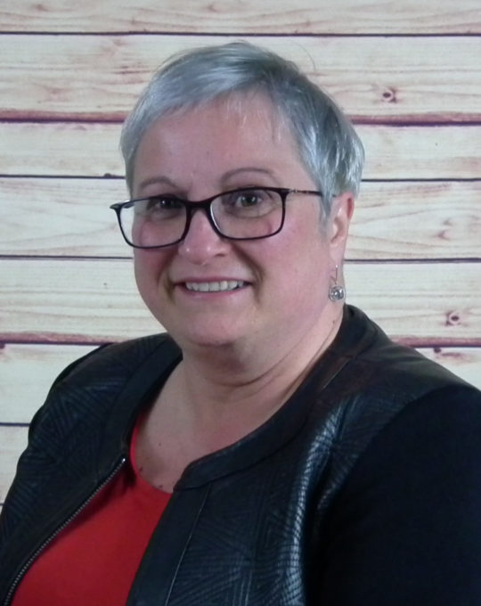 Mme Julie Bibeau
